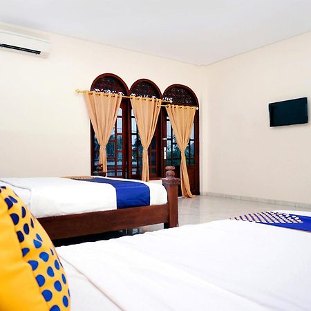 Spot On 2629 Duta Karimun Hotel Karimunjawa Eksteriør billede
