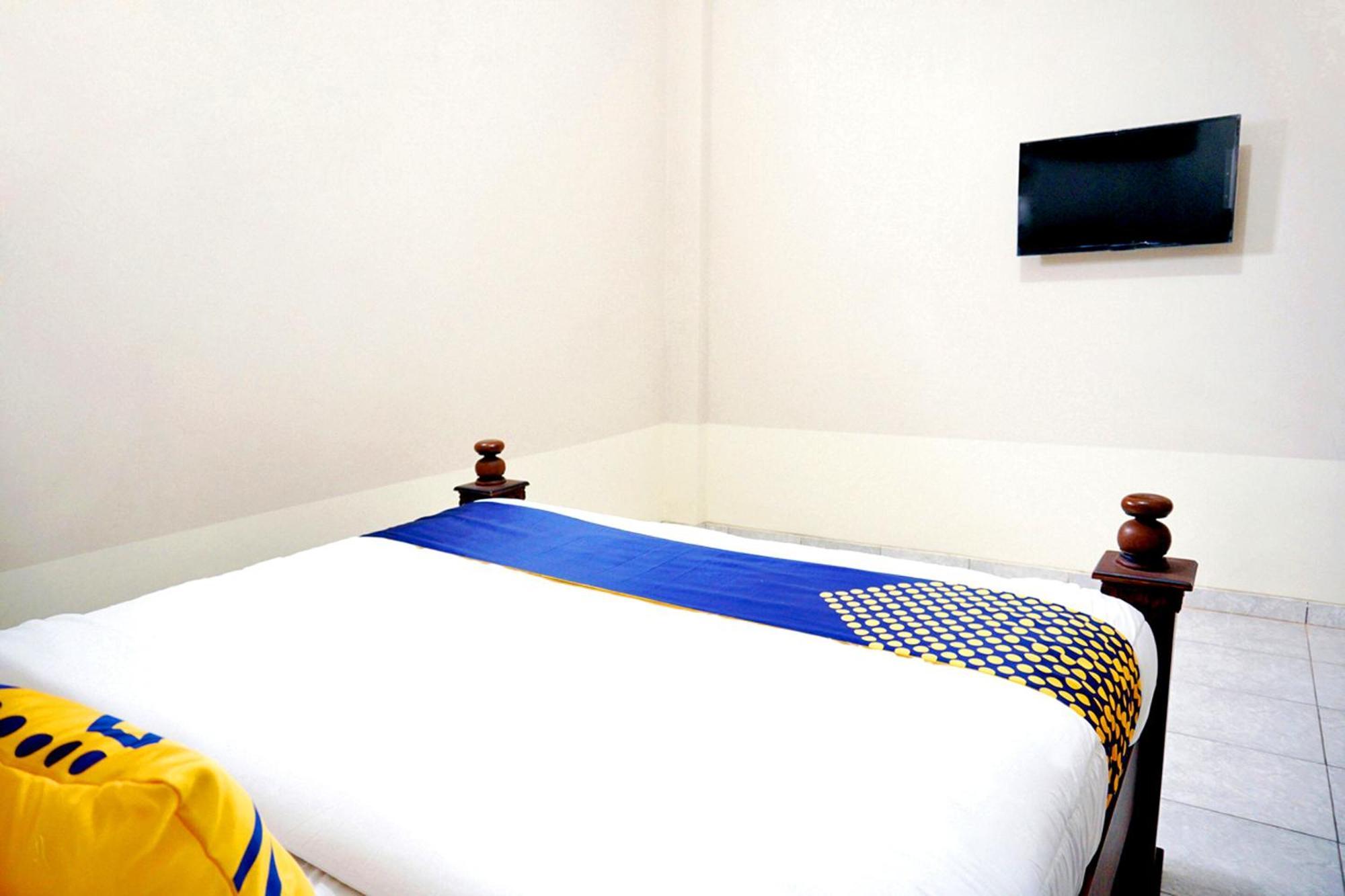 Spot On 2629 Duta Karimun Hotel Karimunjawa Eksteriør billede