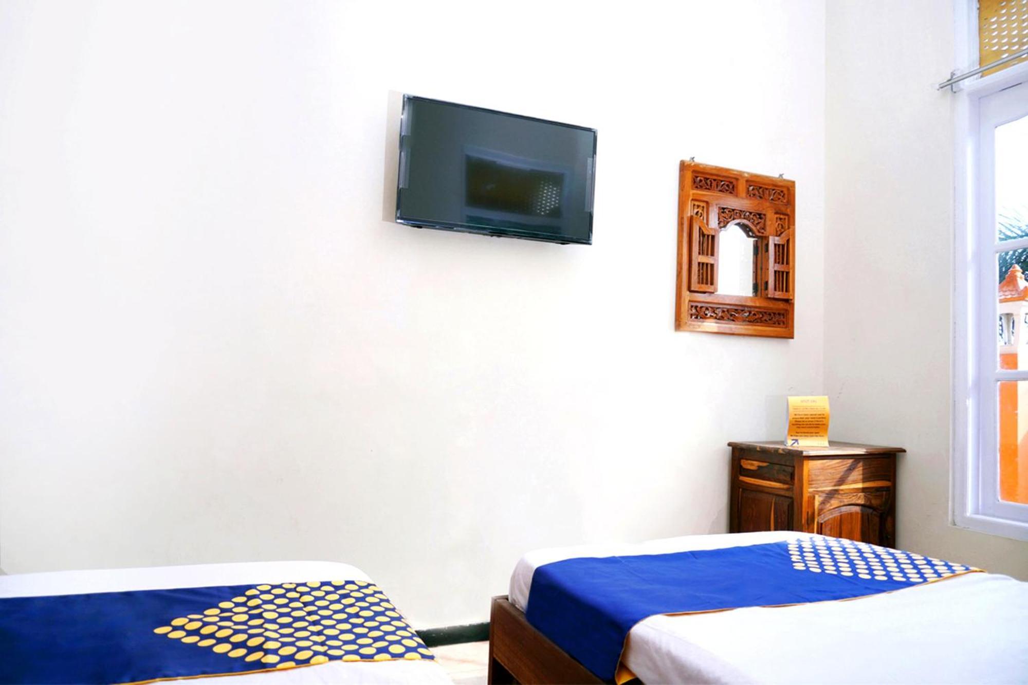 Spot On 2629 Duta Karimun Hotel Karimunjawa Eksteriør billede